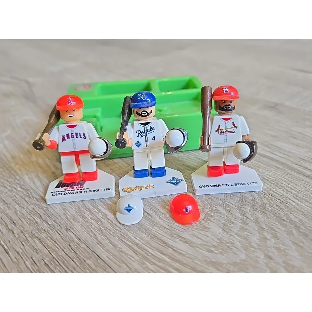 OYO Dna Sports Minifigures Baseball‎ Lot of 3, Angels - KC Royals - Cardinals